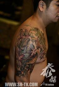 isang cool at gwapo na semi-unicorn na pattern ng tattoo