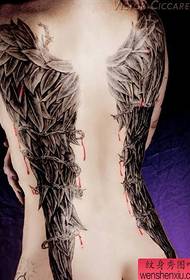 un patrón de tatuaxe de ás de anxo