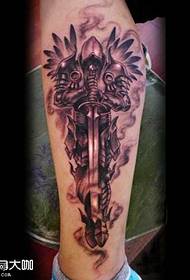 Modello di tatuaggio gamba angelo guerriero