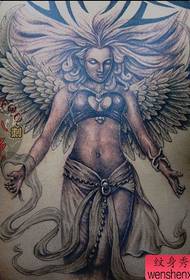 manlig tillbaka vacker ängel tatuering mönster