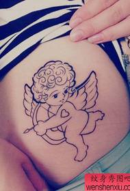 dievča boky malý anjel Amor tetovanie vzor