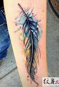 Maramihang mga romantikong feather tattoo na larawan ng tattoo
