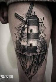 Gamba nera grigia Wind Tower Tattoo Pattern