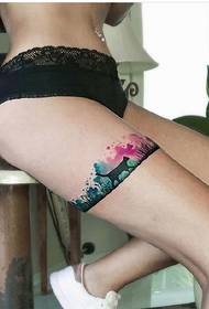 un conjunt de tatuatges de tòtem de moda en tot aquarel·la