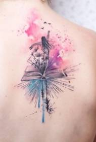 liichtschwaache Waasserfaarf kleng frësch Tattoo Muster funktionnéiert 9 Placken