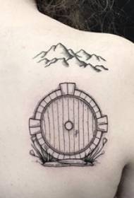 flicka rygg axel svart geometriska enkla Line tatueringsbilder med berg och runda dörrar