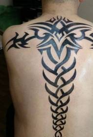 племенски узорак тетоважа са више црних тонираних племенских тотемских узорака тетоважа