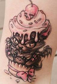 Il tatuaggio del tatuaggio con fiocco teschio diavolo funziona a tatuaggio