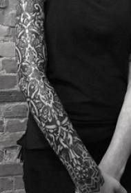 a variety of black line sketch creative domineering delicate pattern Tattoo pattern