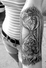 vajza krah në skicë të zezë degë krijuese fotot e tatuazhit të orës