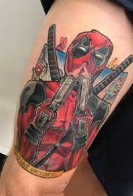 colore Una serie di immagini di tatuaggi in stile cartone animato europei e americani