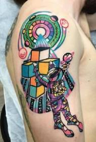 un novu settore di tatuaggi oldschool di culori funziona 154157 - un mudellu di culori di tatuaggi culuriti funziona da piacè