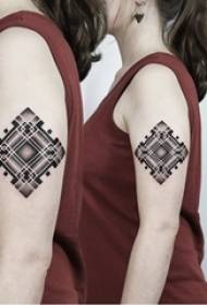 Personality Black and White Sting Tips Geometric Elements Abstract Line Tattoo Pattern