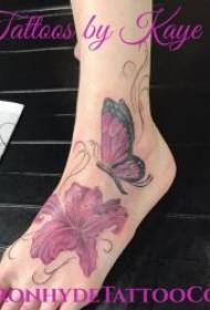 modello di tatuaggio d'arte imposta un modello di tatuaggio artistico molto creativo