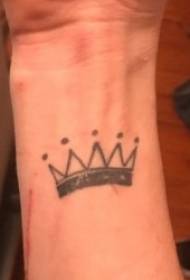 crown tattoo pattern 10 black and gray tones of the distinguished small crown tattoo pattern