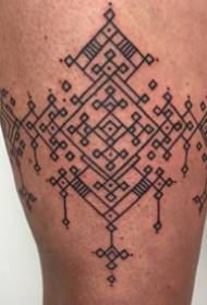 Klasyczny wzór tatuażu - czarny szary szkic Żądło Porady Kreatywny literacki Postrzępiony klasyczny wzór tatuażu