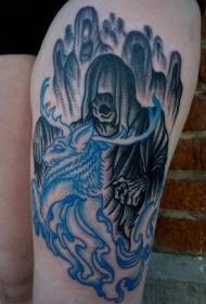 coscia vecchia scuola misterioso mostro e alce fantasma tatuaggio modello