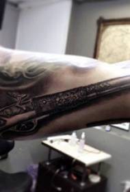 пісталет татуіроўкі разнастайны эскіз татуіроўкі калючы тэхнікі пісталет татуіроўкі шаблон
