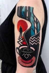 18 foto di tatuaggi a colori in stile scuola