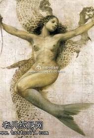 sexy ቆንጆ mermaid የእጅ ጽሑፍ ንቅሳት ንድፍ