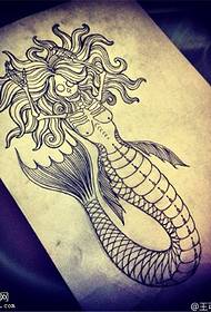 የ mermaid ንቅሳት የእጅ ጽሑፍ ሥዕል