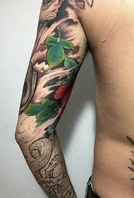 immagine del tatuaggio teschio malvagio colore personale
