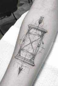 linea semplice tatuaggio geometrico _ 9 semplice ma non semplice immagine del modello tatuaggio linea geometrica grigio nero