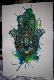 Manuscrito de tatuaje de tinta pintado a mano de Fátima