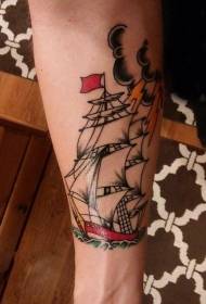 boys në krah pikturoi linjat e thjeshta të valëve dhe fotot e tatuazheve me vela