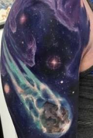 chlapci na paži malované přechodu jednoduché linie kosmické hvězdné oblohy tetování obrázek