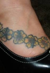 ngjyra e këmbës fotografia e tatuazhit hibiscus të verdhë