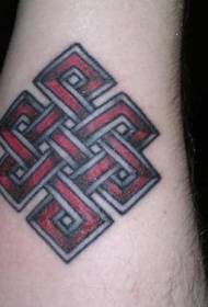 patrón de tatuaje de nudo celta rojo