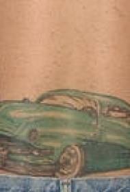Vihreä auton tatuointimalli huoltoasemalle