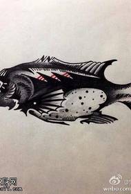 欧美风墨色剑鱼纹身图案