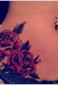 Taillenfarbe leuchtend rote Rose Tattoo Bild