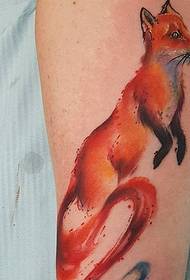 imagen de tatuaje de jirafa acuarela abstracta