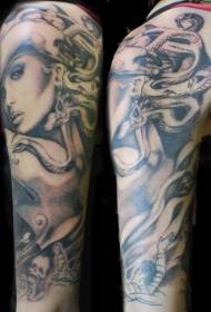 Arm Medusa Swartgrys Tattoo Patroon