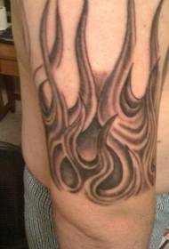 klasický plameň čierna ruka späť tetovanie vzor