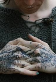 Modello di tatuaggio braccio semplice linea nera paesaggio paese