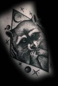 Padrão de tatuagem geométrica em preto e branco de estrela de braço e planeta guaxinim 155266 - Padrão de tatuagem geométrica de grande equilíbrio em preto estilo pontilhado