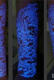 bellissimo modello di tatuaggio del drago fluorescente molto bello