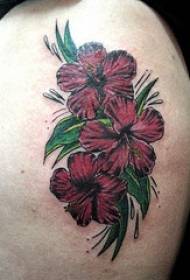 color de hombro patrón de tatuaje de hibisco rojo oscuro