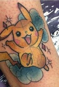 berniukai ant rankos piešė eskizą kūrybingi „Pokémon“ animacinių filmų tatuiruotės paveikslėliai