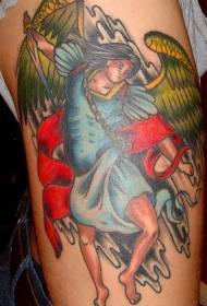 struk bočno obojeni Saint michael uzorak tetovaže