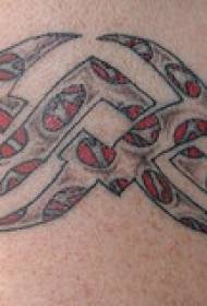 боја мала рака Племенска тетоважа со црвена украсна шема на тетоважи