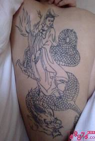 Yonglong Guanyin tetoválás képe