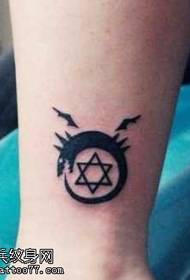 cartone animato totem drago modello di tatuaggio stella a sei punte