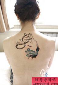 Woman Tattoo Model: Beauty Back Buddha Hand Flower Lotus Lotus Tattoo Picture