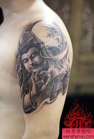 anyamata mkono wapamwamba pang'ono wa tattoo wa Guanyin