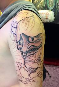 padrão de tatuagem grande armadura